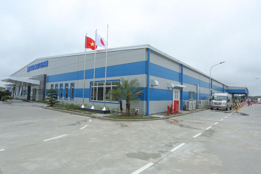 Nhà Máy Lee & Man Tuân Thủ Hỗ Trợ Chống Dịch